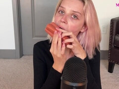 Sausage Sucking Fetish with Teen Girl