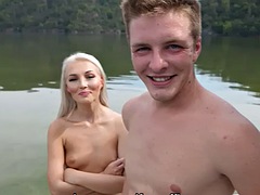 Blondýna, Cuckold, Evropské, Venku, Vyholené, Teenka, Kozičky