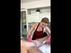 SugarNadya waxes the cock a of a chatty customer