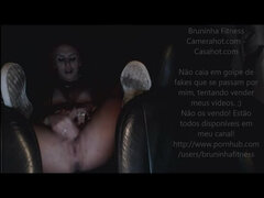 Brésilienne, Voiture, Pieds, Hd, Masturbation, Nue  à poil, Se déshabiller, Allumeuse
