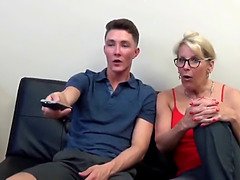 Super horny mature MILF gets fucked by teen man