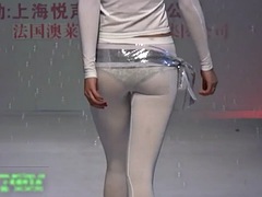 Chinese hot model fashion show