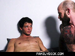 Step daddy and jock son plumb and suck each other on webcam http://bit.ly/PunheteiroOnline