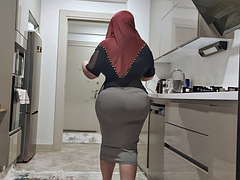 Grosse bite, Gros seins, Fille latino, Léchez, Masturbation, Bureau, Belle mère, Nénés