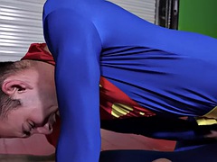 Cosplay gay bottom bareback fucked by a wrestler to the face