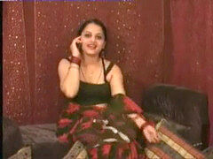 torrid Desi babe Making Her very first Desi Sex Video