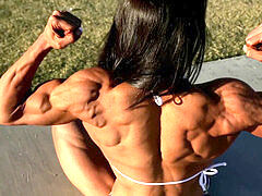 Fbb, female bodybuilder