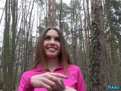 Public Agent (FakeHub): Sexy jogger fucked in the woods