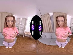 Paris Devine gets off with her sporty shaved pussy in virtual reality