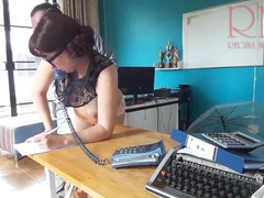 Leie, Wohlbeleibte schöne frauen, Braunhaarige, Klassisch, Doppelpenetration, Aufs gesicht abspritzen, Realität, Sekretärin