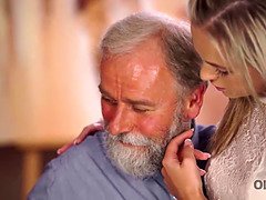 18 jahre, Süss, Papi, Hundestellung, Hd, Küssen, Zierlich, Titten
