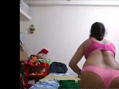 desi stunner getting nude and seducing on webcam