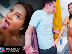 Grosser arsch, Grosser schwanz, Braunhaarige, Kehlenfick, Hundestellung, Hd, Dusche, Titten