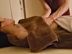 Japanese Aroma breast Massage 7