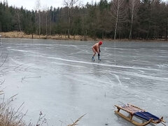 On the Ice - Behind Scenes