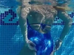 Amateur, Fétiche, Mère que j'aimerais baiser, Piscine, Solo, Sous marin