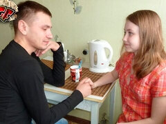 Blonde, Sucer une bite, Cocu, En levrette, Léchez, Russe, Adolescente, Nénés