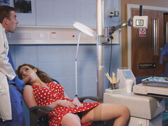 Belle grosse femme bgf, Grosse bite, Sucer une bite, Médecin, Hd, Bureau, Chatte, Rousse roux