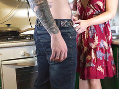 Kitchen, bearded guy, tatted