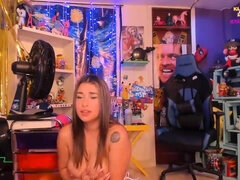 Big butt Latina Kloe Maravilla - Erotic solo teasing on webcam