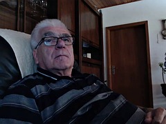 P3-Grandpa shows his cock