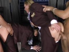 Anal, Bebê, Ela vestida ele nu, Clube, Mulher dominante, Comissária de bordo aeromoça