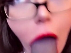Amatør, Store smukke kvinder, Pik sutte, Brunette, Dildo, Briller, Pov, Solo