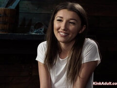 Bondage disciplin sadomasochisme, Trældom, Brunette, Fødder, Fetish, Hd, Hård sex, Slave
