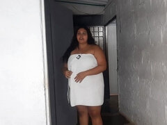 18 ans, Salle de bains, Belle grosse femme bgf, Fait maison, Maîtresse, Chatte, Adolescente, Sous marin