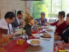 Pijpbeurt, Vriendje, Hondjeshouding, Sperma in gezicht, Vingeren, Keuken, Likken, Billekoek