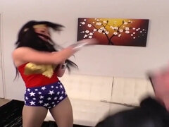 Wonder Woman Cosplay Fetish Kinky Video