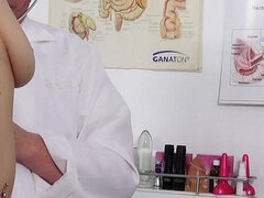 Blond, Doktor, Europeisk, Fetisj, Gaping, Gynekolog, Moden, Fitte