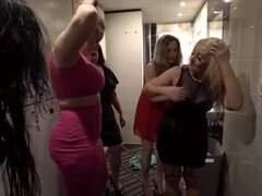 Grosser schwanz, Blasen, Geile alte tussi, Handjob, Hardcore, Milf, Schlampe, Ablutschen