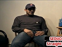 Str8 20 year old amateur guy sucked and jerked off by big mature gay
