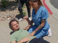 Accidente, Culo grande, Tetas grandes, Acercamiento, Sexo duro, Hd, Madres para coger, Tatuaje