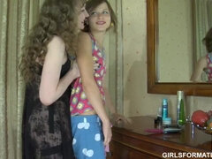 Enthousiasteling, Kont, Hd, Rijpe lesbienne, Moeder die ik wil neuken, Moeder, Natuurlijke tieten, Tiener