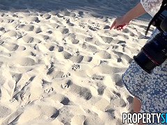 Propertysex - hot italian tourist beauty fucks her us