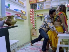 Amatőr, Ázsiai, Hatalmas hátsó, Gesztenyebarna, Házi készítésű, Indiai, Érett feleség, Begyek