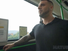 Λεωφορείο, Τσέχα, Πούτσος, Ώριμη, Τέρας