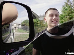 Rit, Razkazovanje jošk v javnosti, Draženje, Najstnice