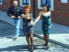 Большие сиськи, Британки, Брюнетки, Хд, Мамочка, Рыжие, Чулки, Сиськи