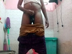 Amador amadora, Banheiro, Negroa, Gay bicha veado, Indianoa, Masturbação, Solo chão