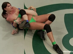 Anál, Dominancie, Sedenie na tvári, Prstovanie, Poníženie, Lesbické, Pička, Wrestling