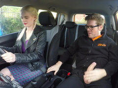 Fafanje, Avto, Prstni, Samozadovoljevanje, Bradavičke, Zunaj, Muco, Žena