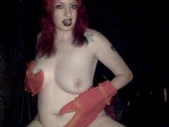 Américain, Bizarre, Gothique, Poilue, Nue  à poil, Chatte, Rousse roux, Tatouage