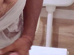 Amateur, Salle de bains, Masturbation, Solo