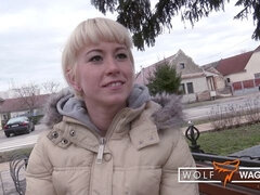 Ванна, Блондинки, Собачьи, Ласковые ручки, Натуральные сиськи, От первого лица, Бритые, Стриптизерша