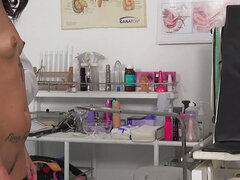 Brunett, Tjeckisk, Fetisch, Gynekologi, Kontor, Mager, Stockings, Tatuering