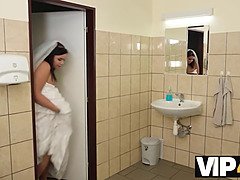 Duży tyłek, Panna młoda, Brunetka, Puszysta, Czeski, Hd, Naturalne cycki, Toaleta