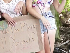 Arsch, Grosse titten, Braunhaarige, Flotter vierer, Natürlichen titten, Pov, Muschi, Tätowierung